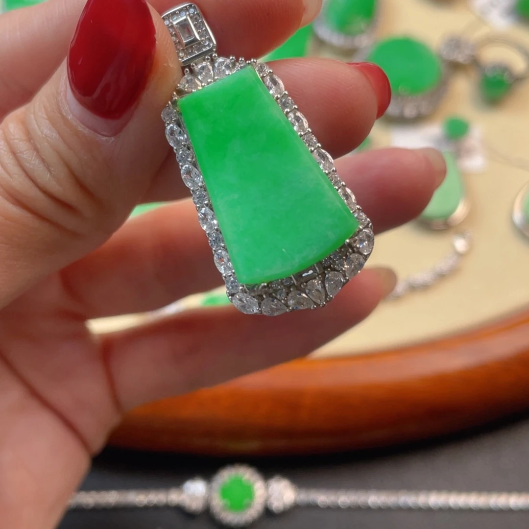 翡翠吊坠(不含链)银S925镶嵌