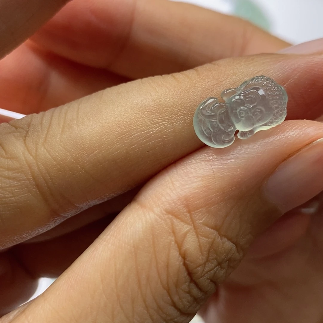 定制翡翠未镶嵌缅甸