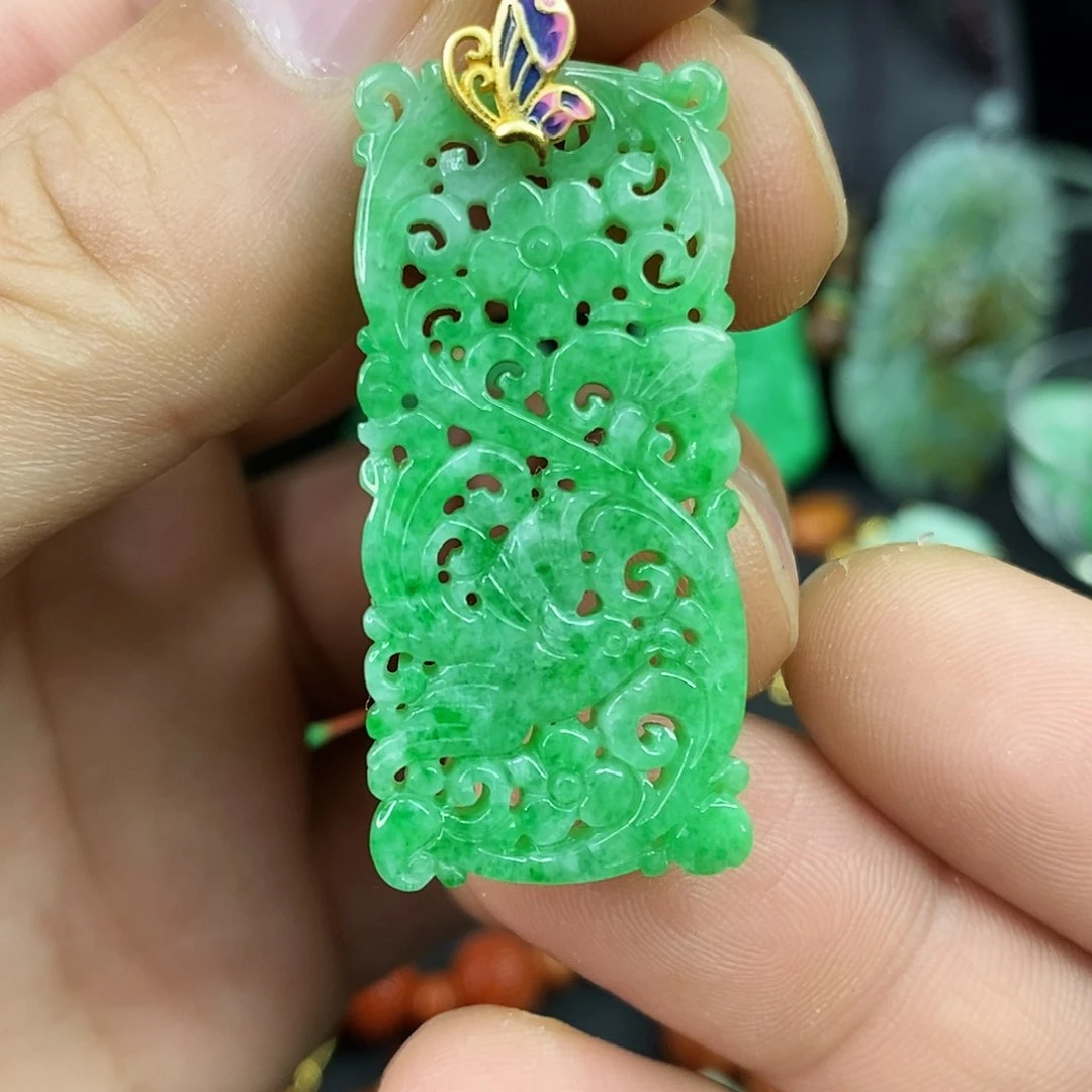 颈饰未镶嵌翡翠吊坠