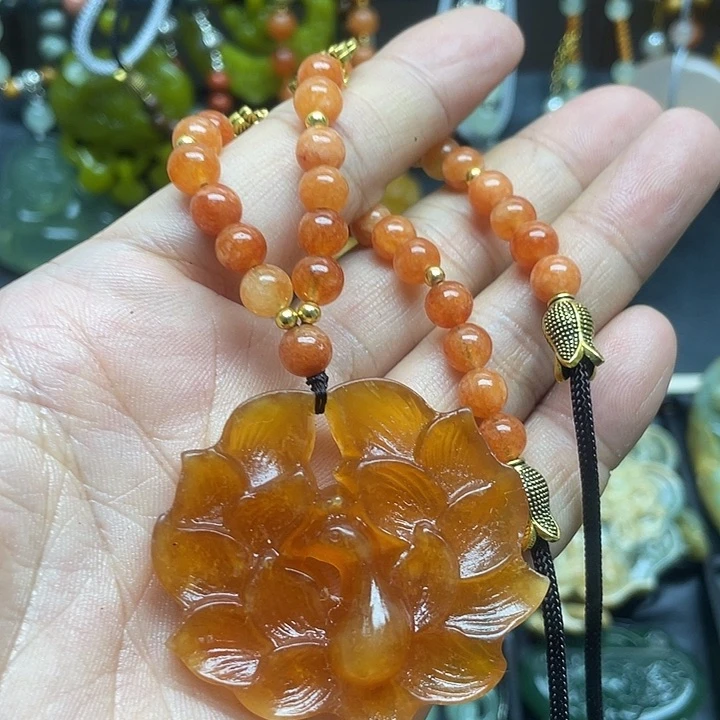 未镶嵌蛇纹石玉颈饰