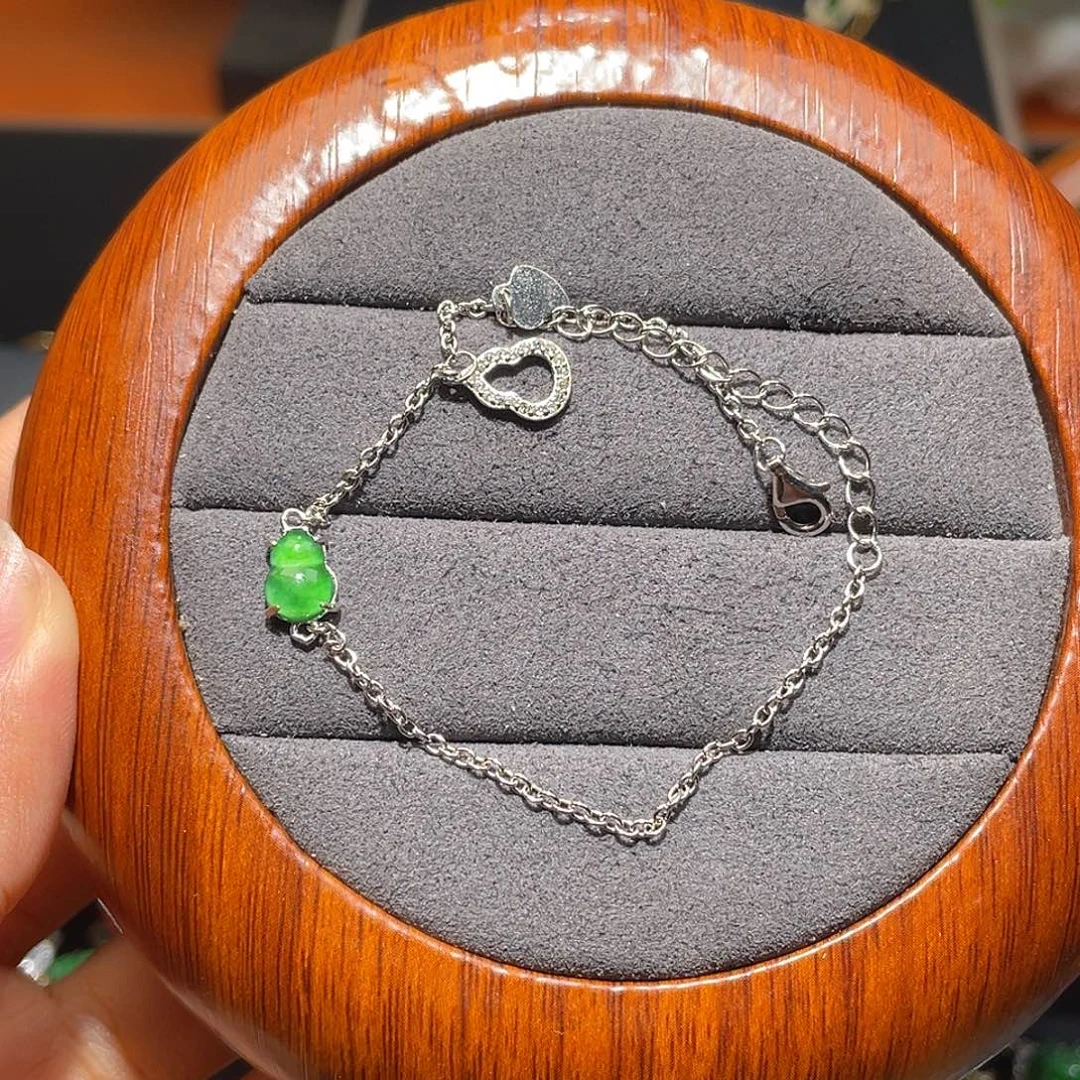 颈饰银S925镶嵌翡翠