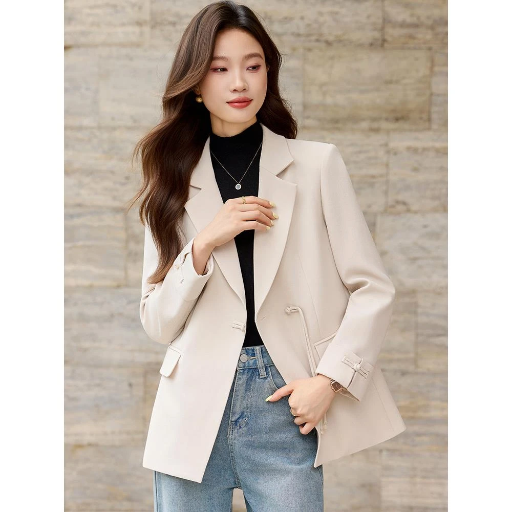 米白色西装外套女春秋2026新款超好看高级感气质女士职业西服上衣