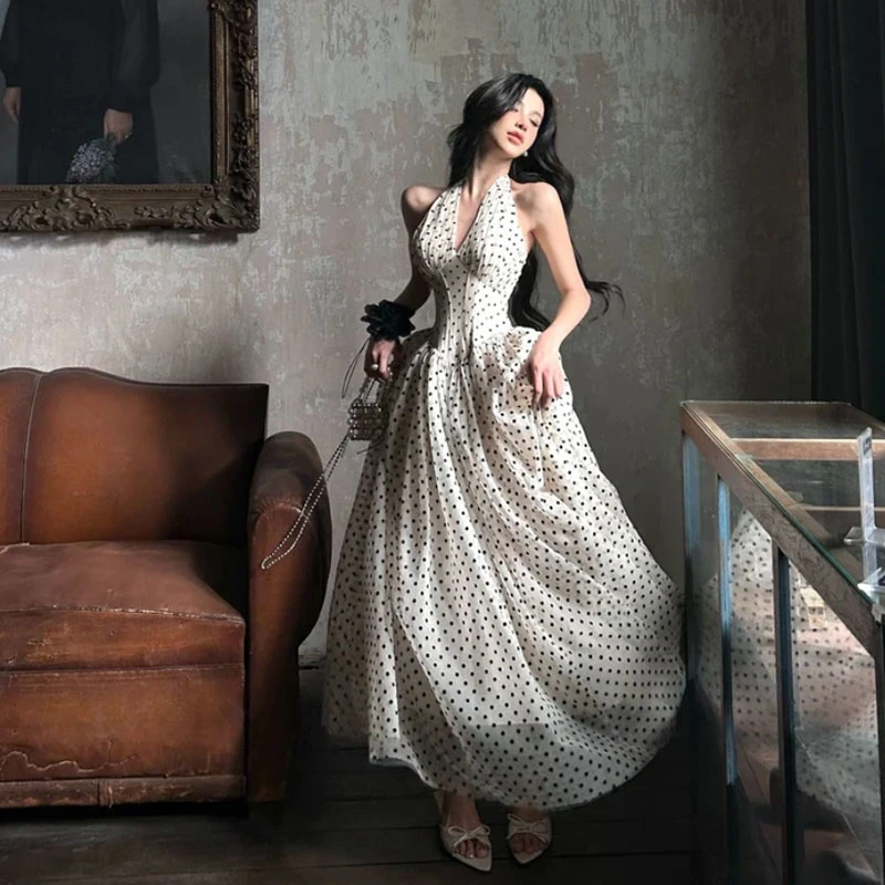 法式气质高级感时尚小众设计波点纯欲挂脖连衣裙长款206#