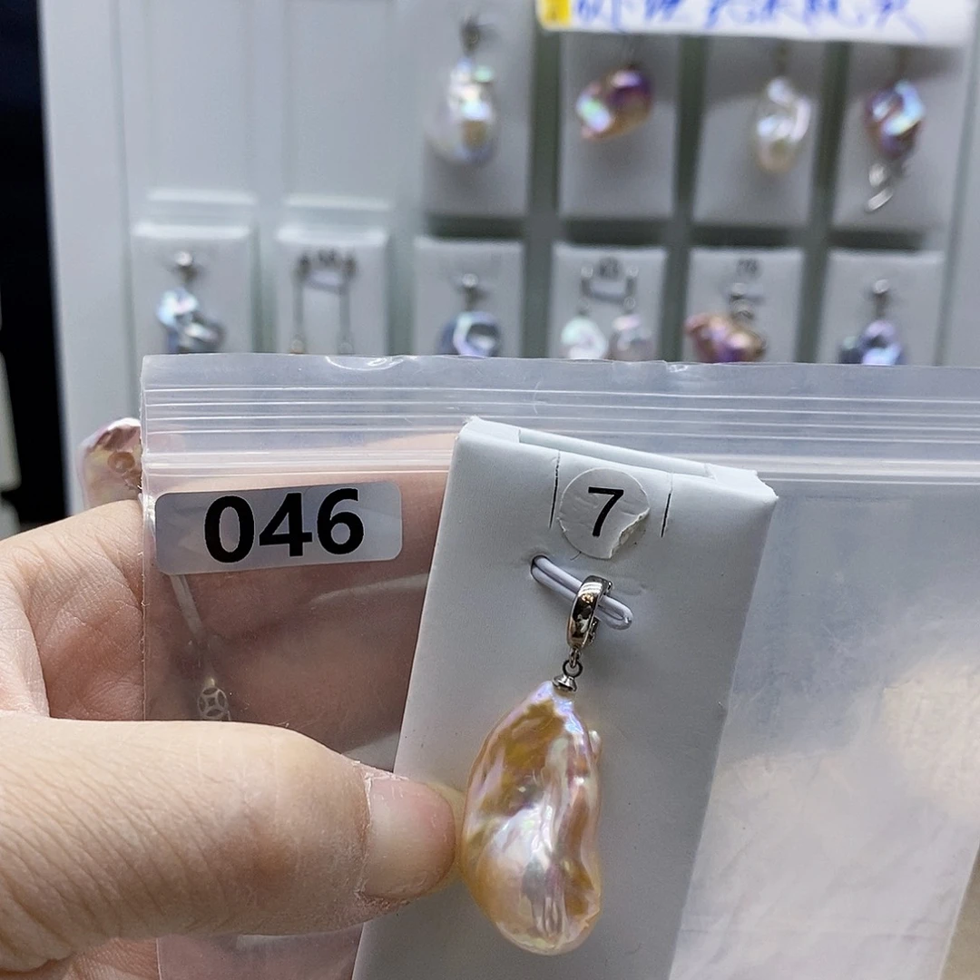 颈饰合金淡水珍珠