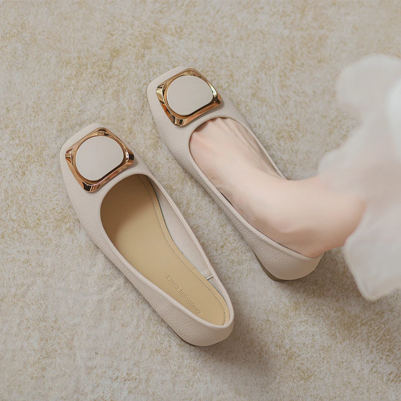 大码41一43平底单鞋女方头2024新款夏季浅口软底软面舒适豆豆鞋女