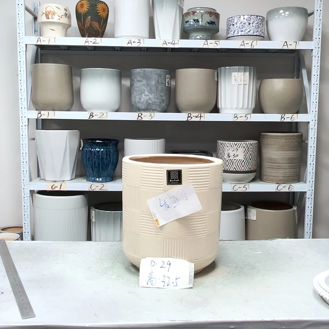 陶瓷口径29-32.5。 发亚白