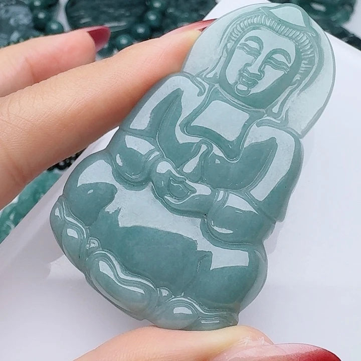 颈饰未镶嵌翡翠多样性发其一