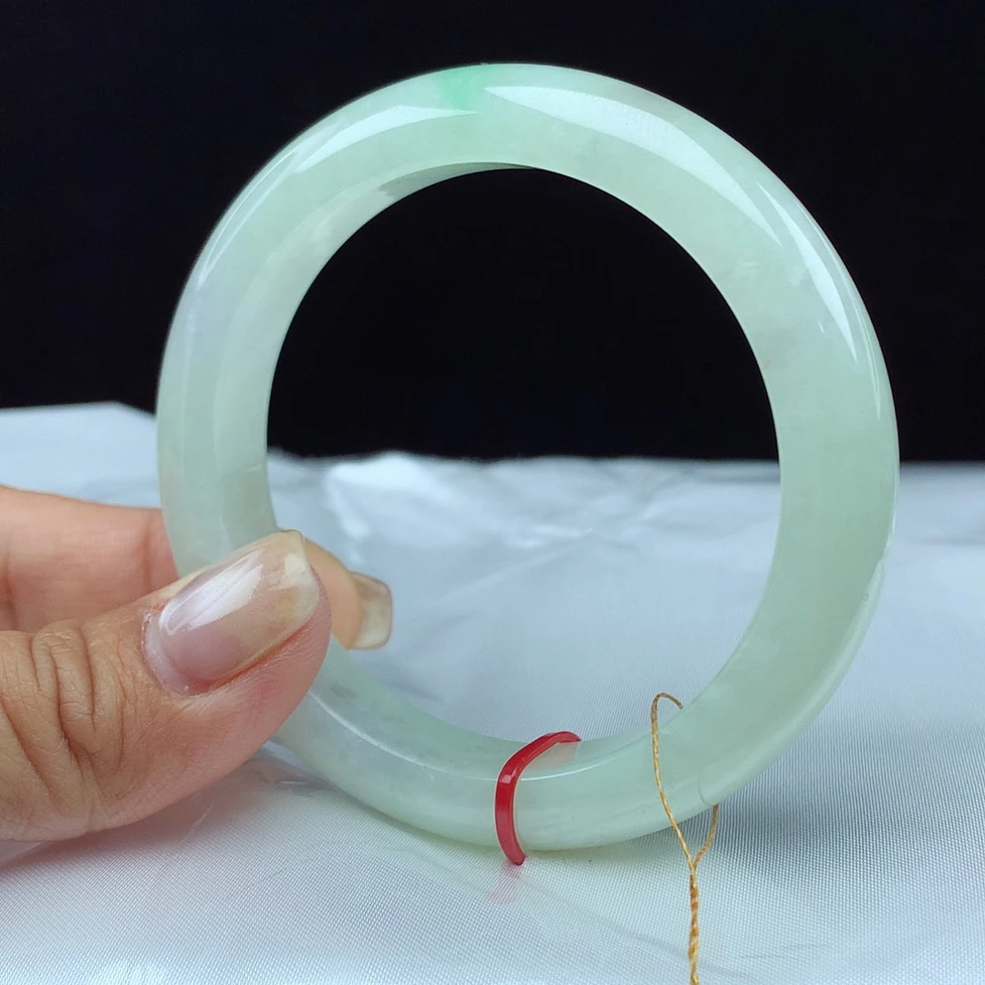 翡翠手镯未镶嵌57圈 0385