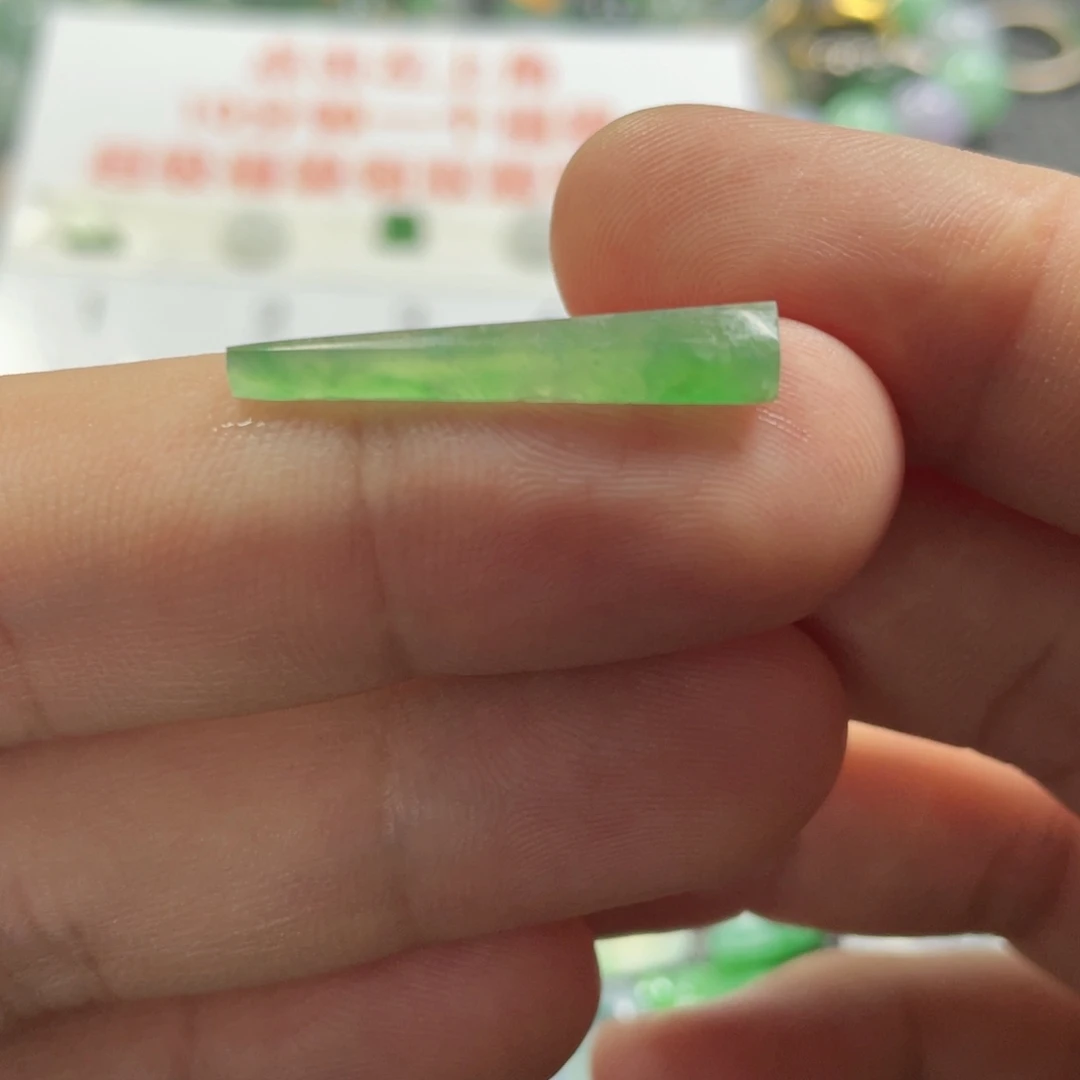 未镶嵌定制翡翠翡翠