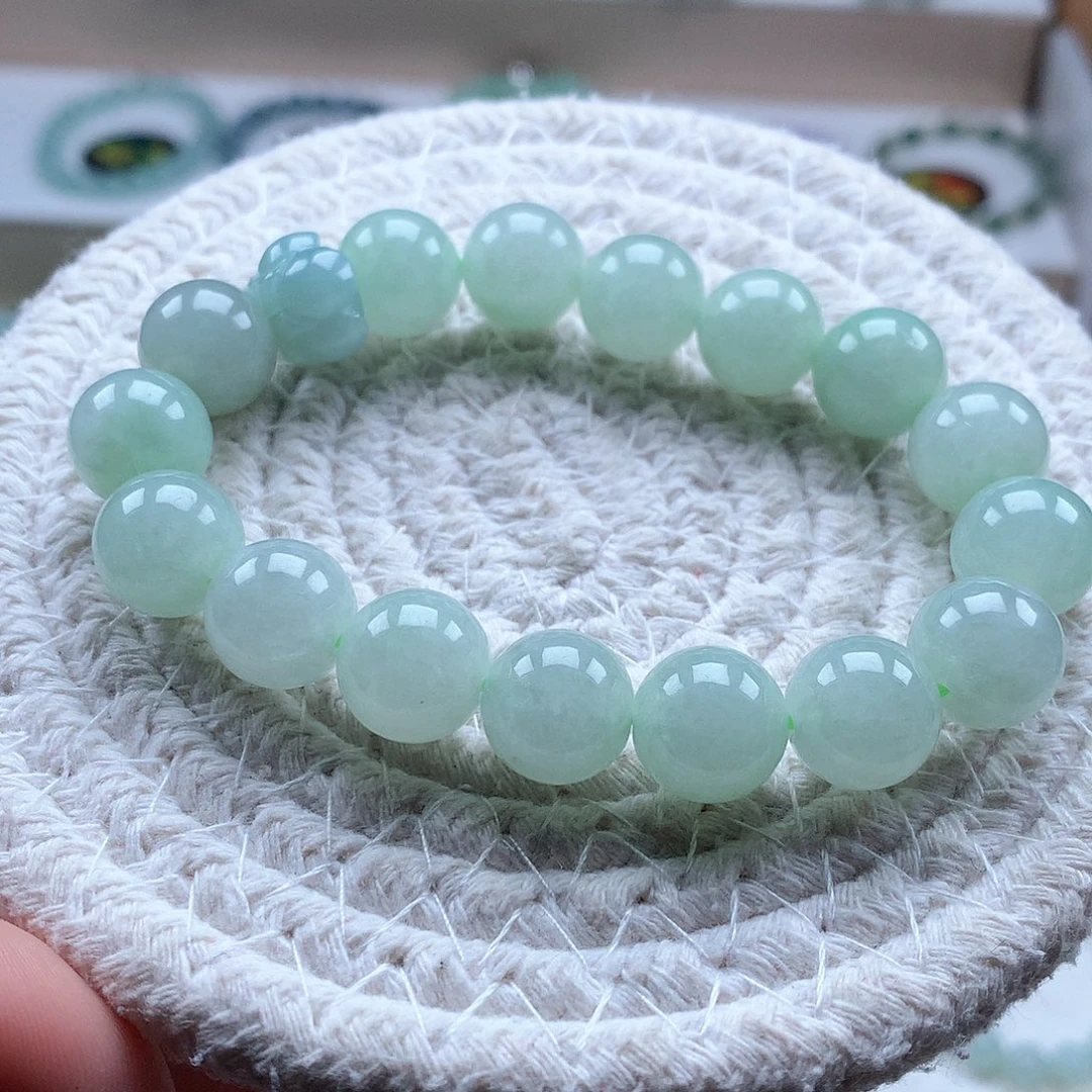 翡翠未镶嵌手串果绿12.3