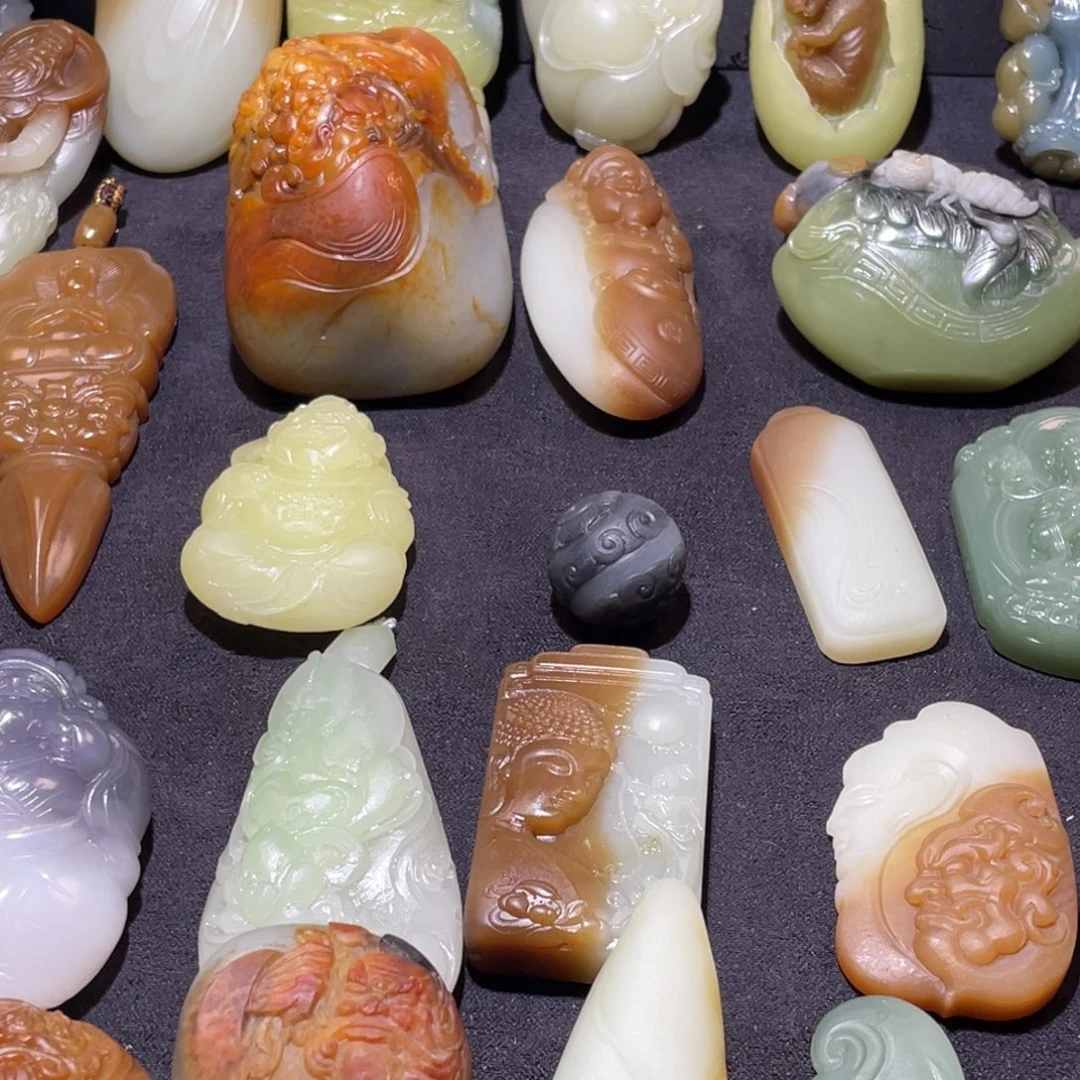 和田玉未镶嵌挂件