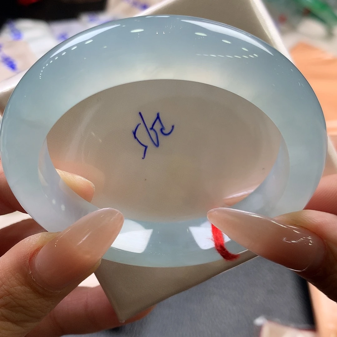 翡翠未镶嵌手镯56正