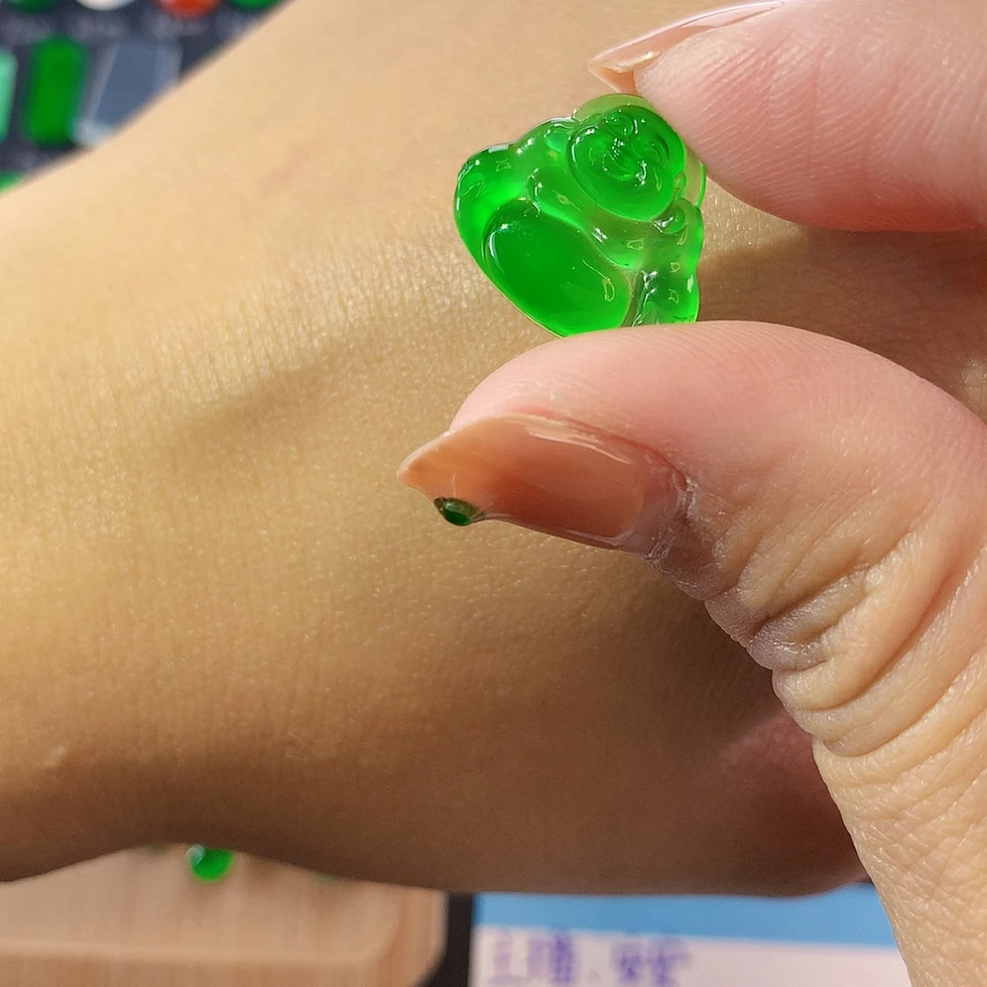 翡翠未镶嵌颈饰纯天然翡翠a货