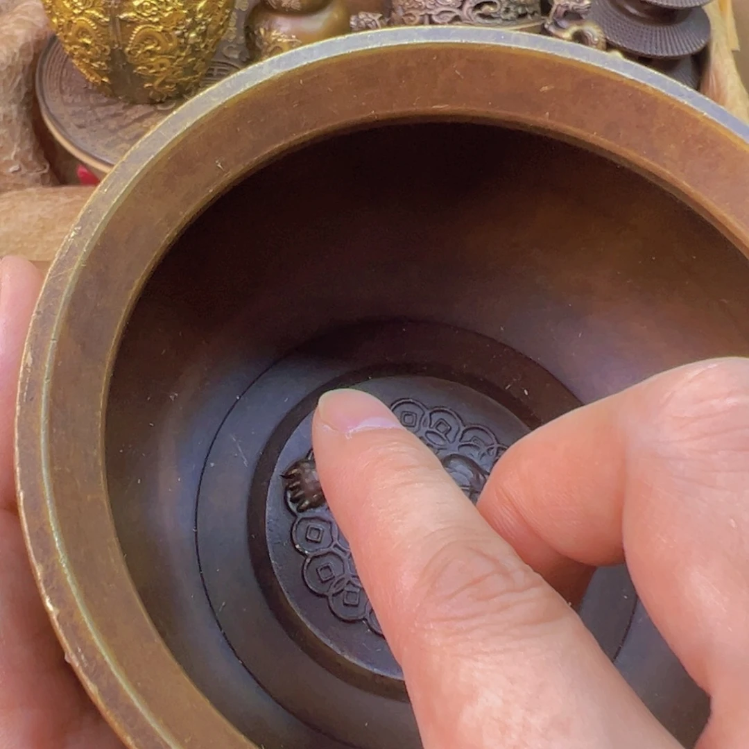 原矿风磨铜金蟾聚宝盆