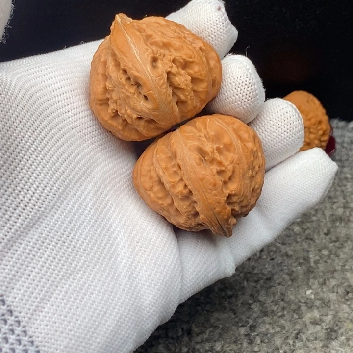 文玩核桃把件粗筋磨盘