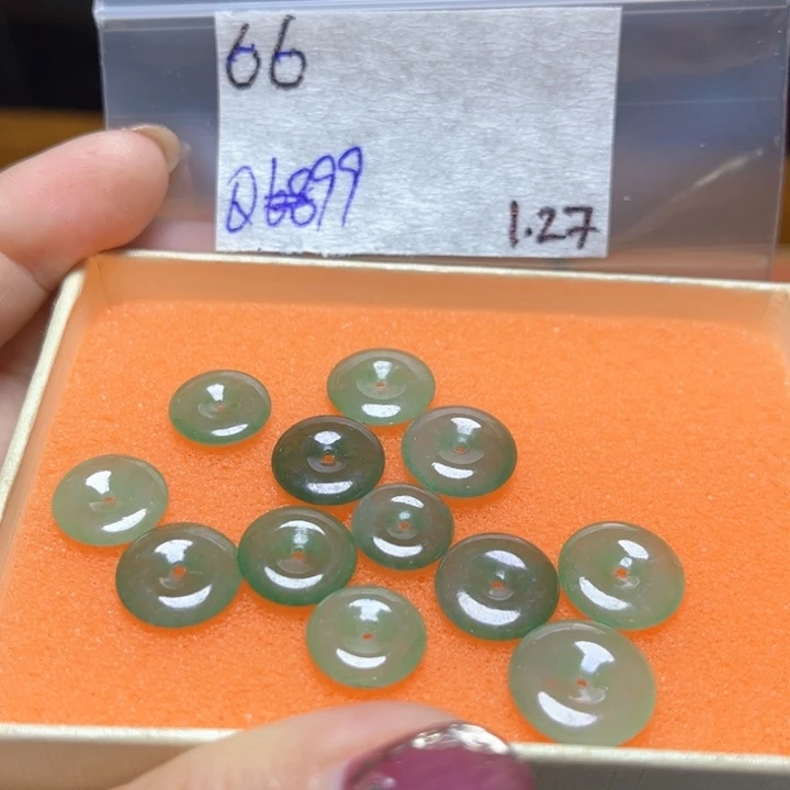 定制翡翠未镶嵌不