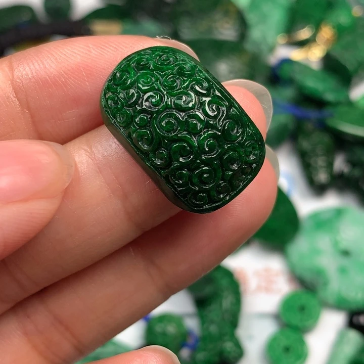 定制翡翠未镶嵌翡翠