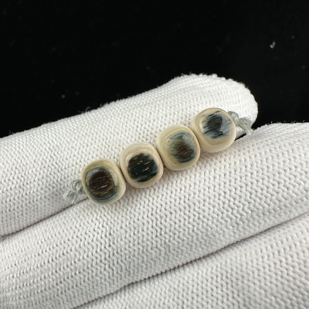 X6732天然猛犸牙蓝眼睛配饰 对珠8mm支持鉴定 假一罚四