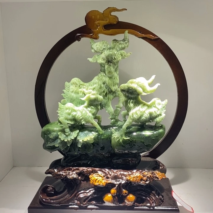 未镶嵌蛇纹石玉（覆膜）珠宝奇石