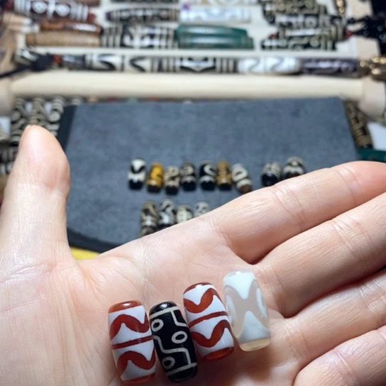 观***在玛瑙/玉髓未镶嵌颈饰