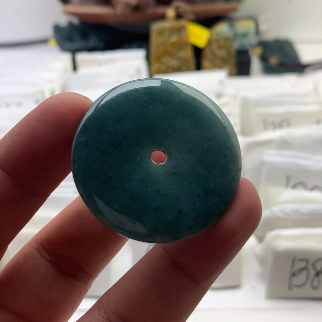 颈饰未镶嵌翡翠扣子