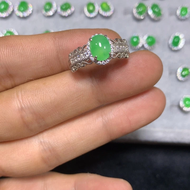 翡翠未镶嵌戒指翡翠戒指