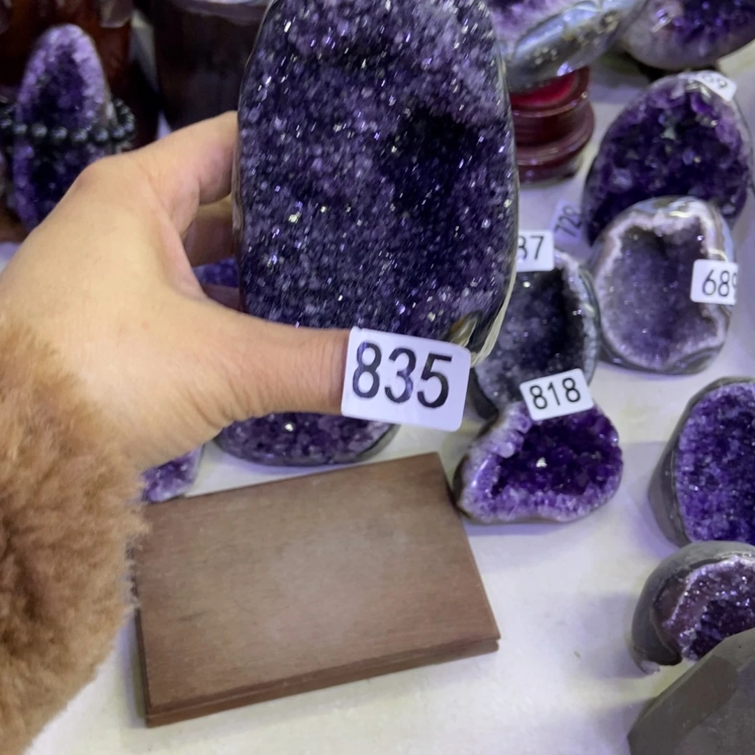 借***春未镶嵌水晶大型摆件（非配饰）