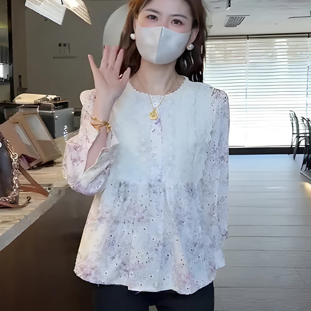 镂空钩花碎花蕾丝衬衫女2024早春新款今年流行的小衫法式独特上衣