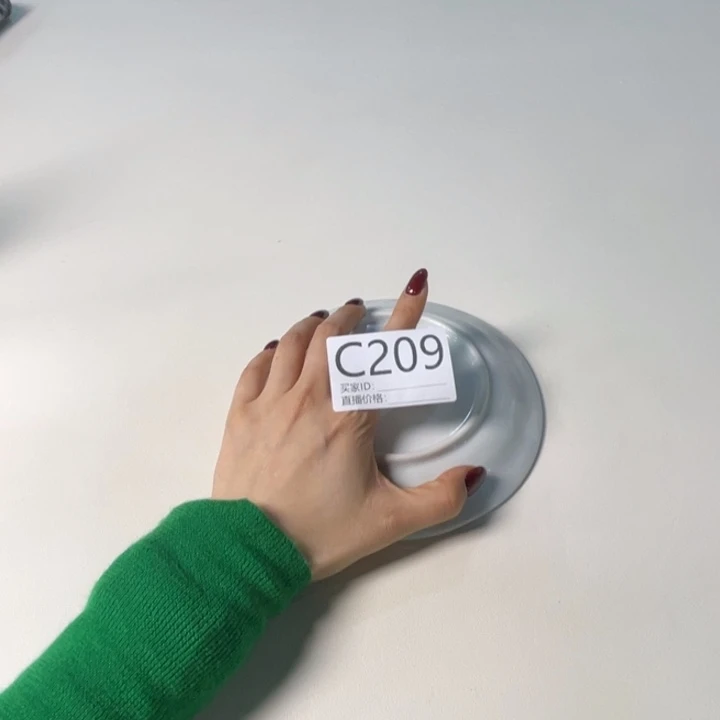 瓷片灰色的？？？？？？？？？？？？？？