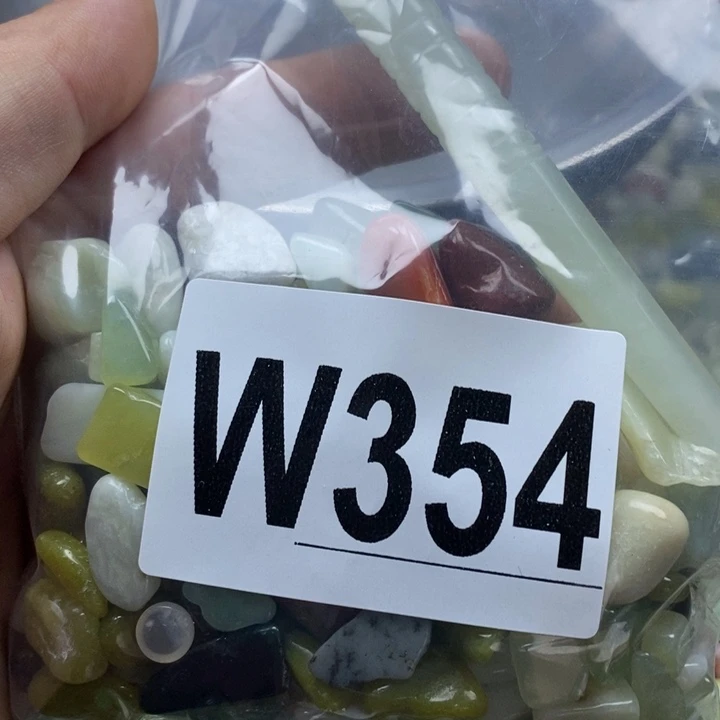 蛇纹石玉未镶嵌珠宝奇石