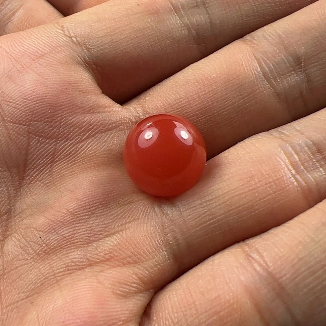 南红玛瑙珠子未镶嵌岁****）