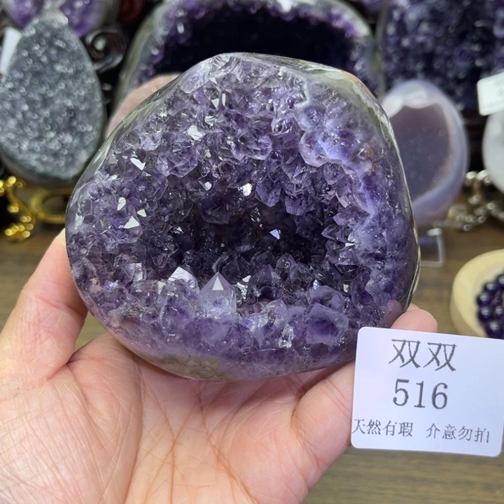 未镶嵌水晶大型摆件（非配饰）