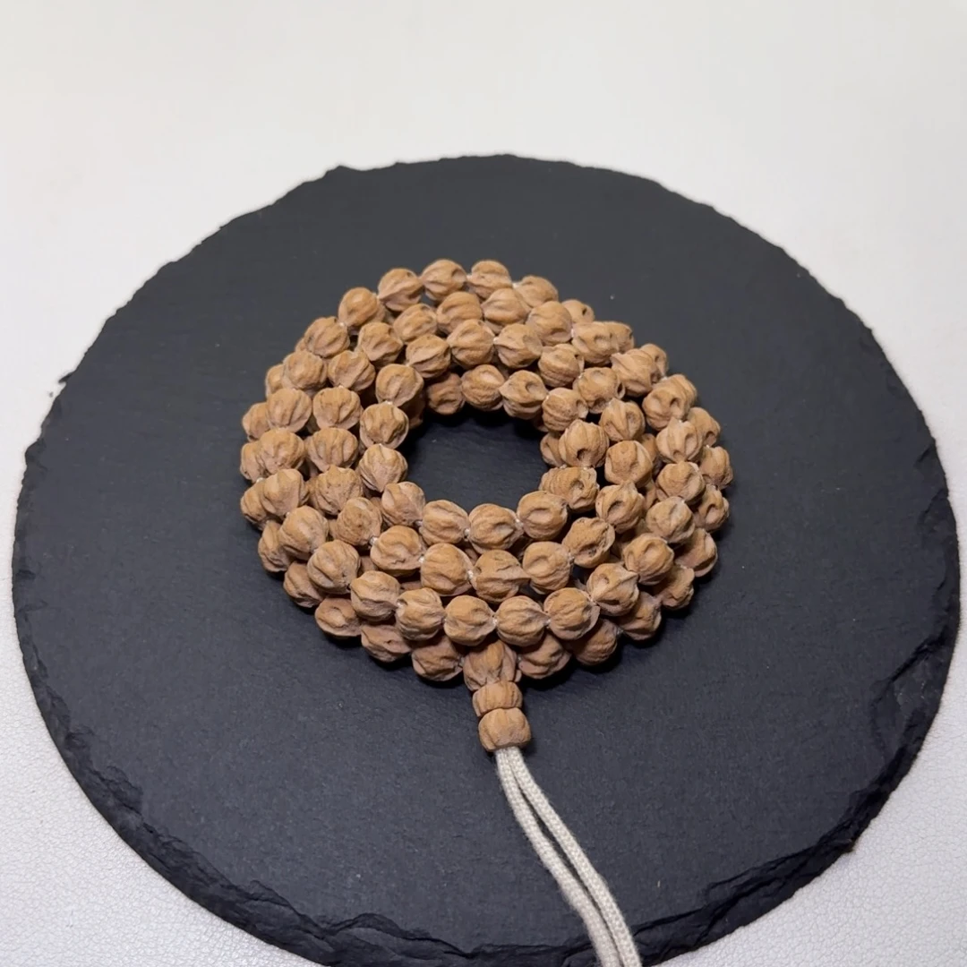 柏香籽/百香籽吊坠热振红皮纯原桩深坑 7.5+