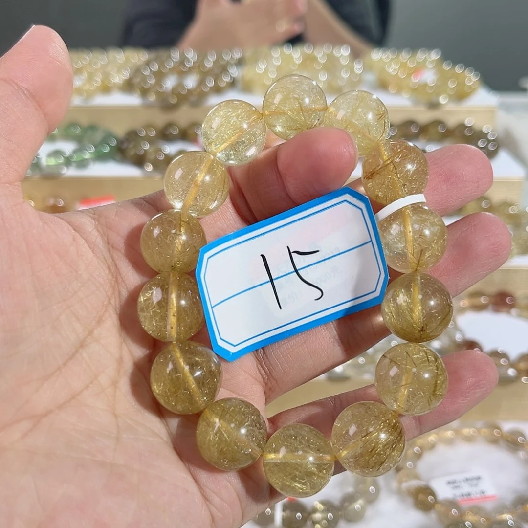 水晶手串未镶嵌晶莹剔透