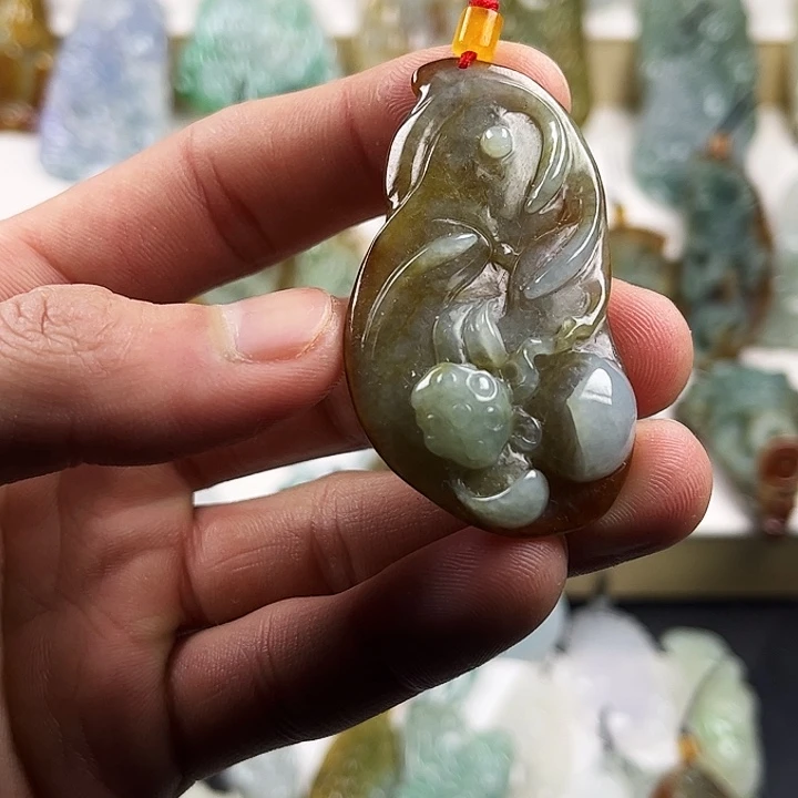 定制翡翠未镶嵌翡翠