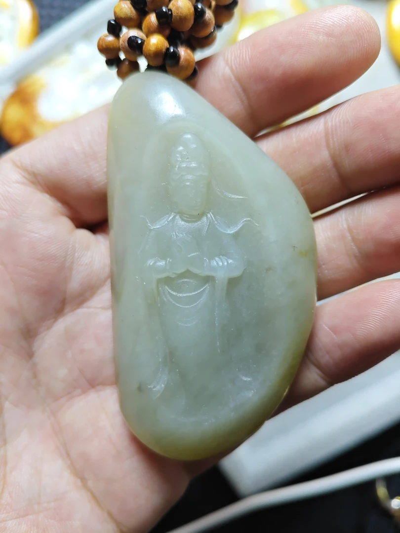 和田玉精品挂件站观音