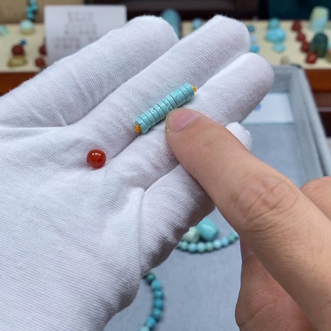 南红玛瑙配饰未镶嵌