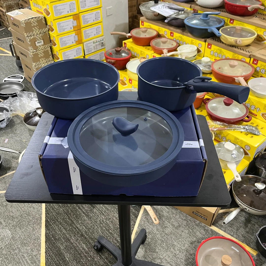 德国BUDERUS叠叠锅【18奶锅】【24炒锅】【26煎锅带盖】+【一个手柄】