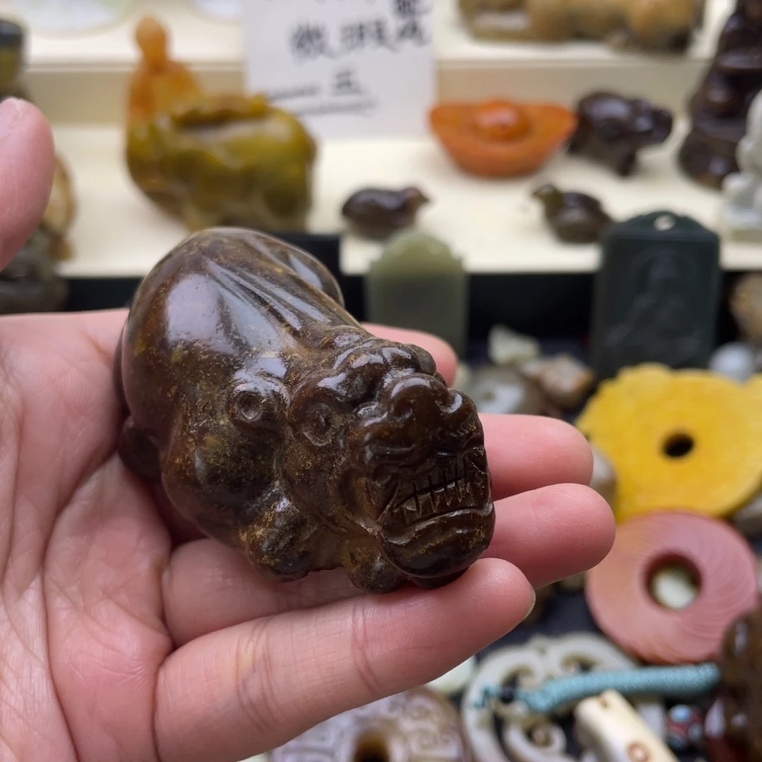 未镶嵌蛇纹石玉颈饰