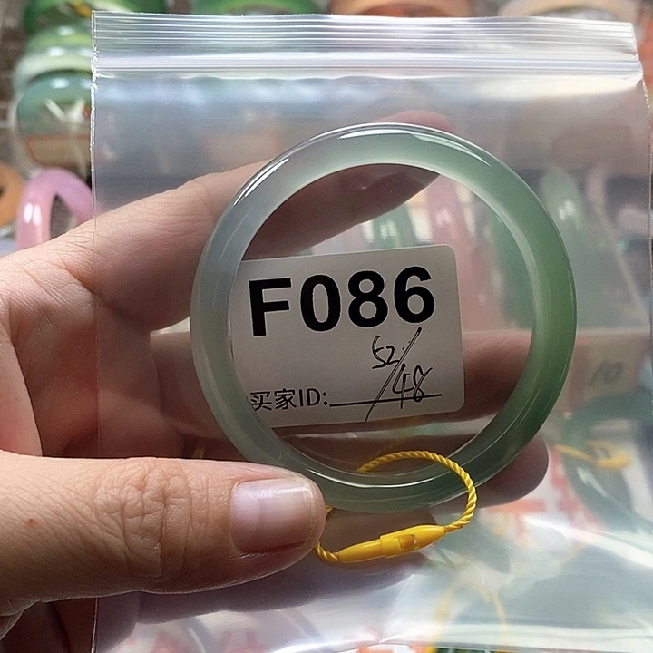 手镯玛瑙/玉髓未镶嵌