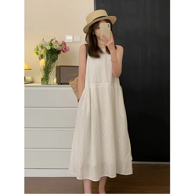 法式气质无袖背心连衣裙女2025夏季度假风收腰显瘦小个子a字长裙