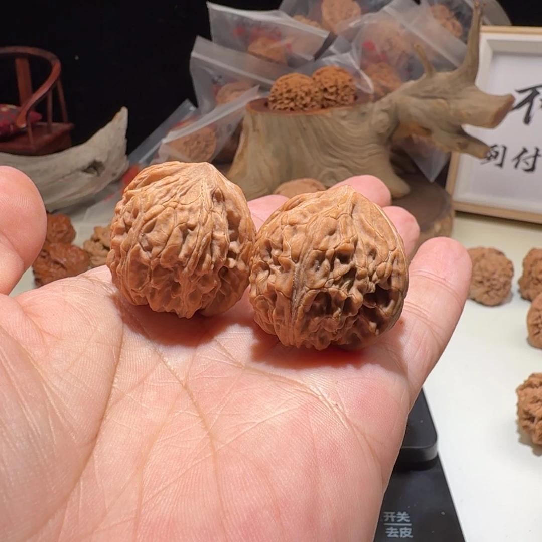 文玩核桃把件跳****面顺丰包邮