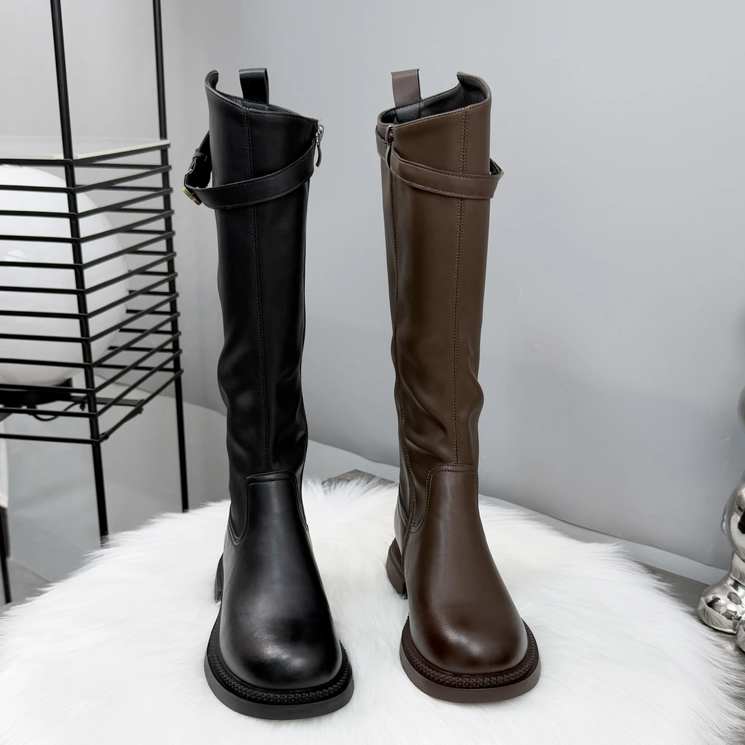 不过膝长靴女2025新款高个子靴子棕色平底秋冬加绒长筒靴大码4123