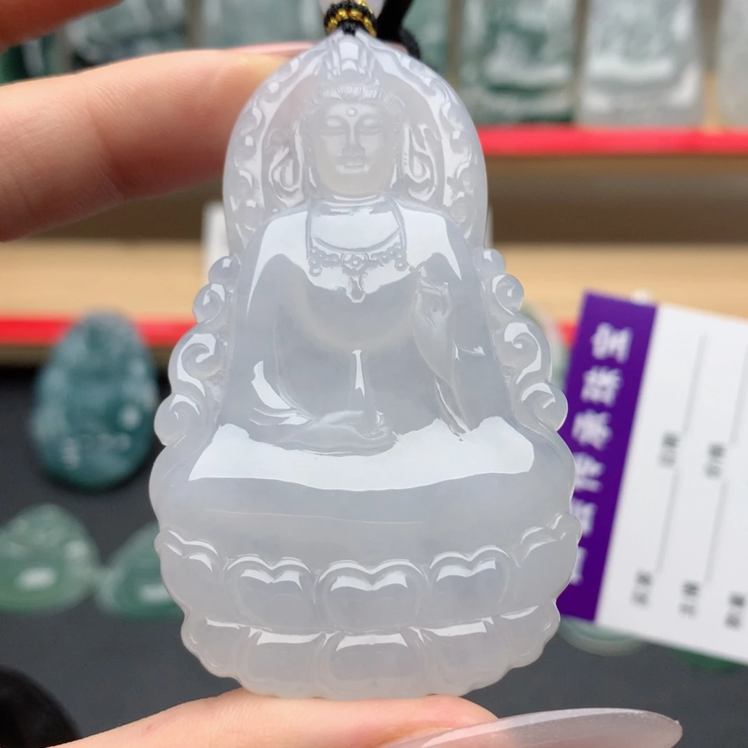 翡翠未镶嵌颈饰素衣观音