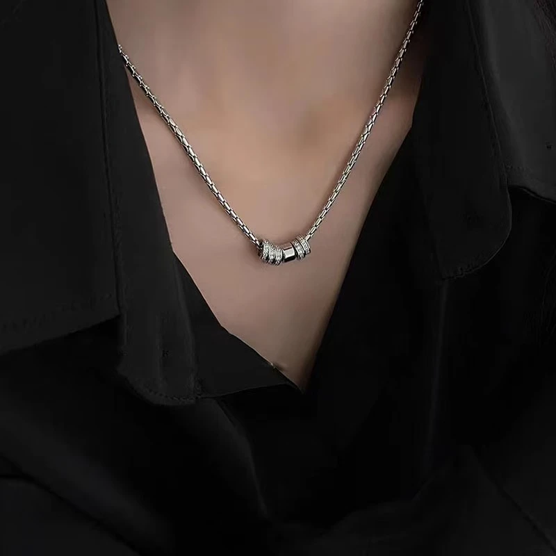 钛钢项链 闪钻圆环锁骨链秋冬款时尚项链男款女款潮流