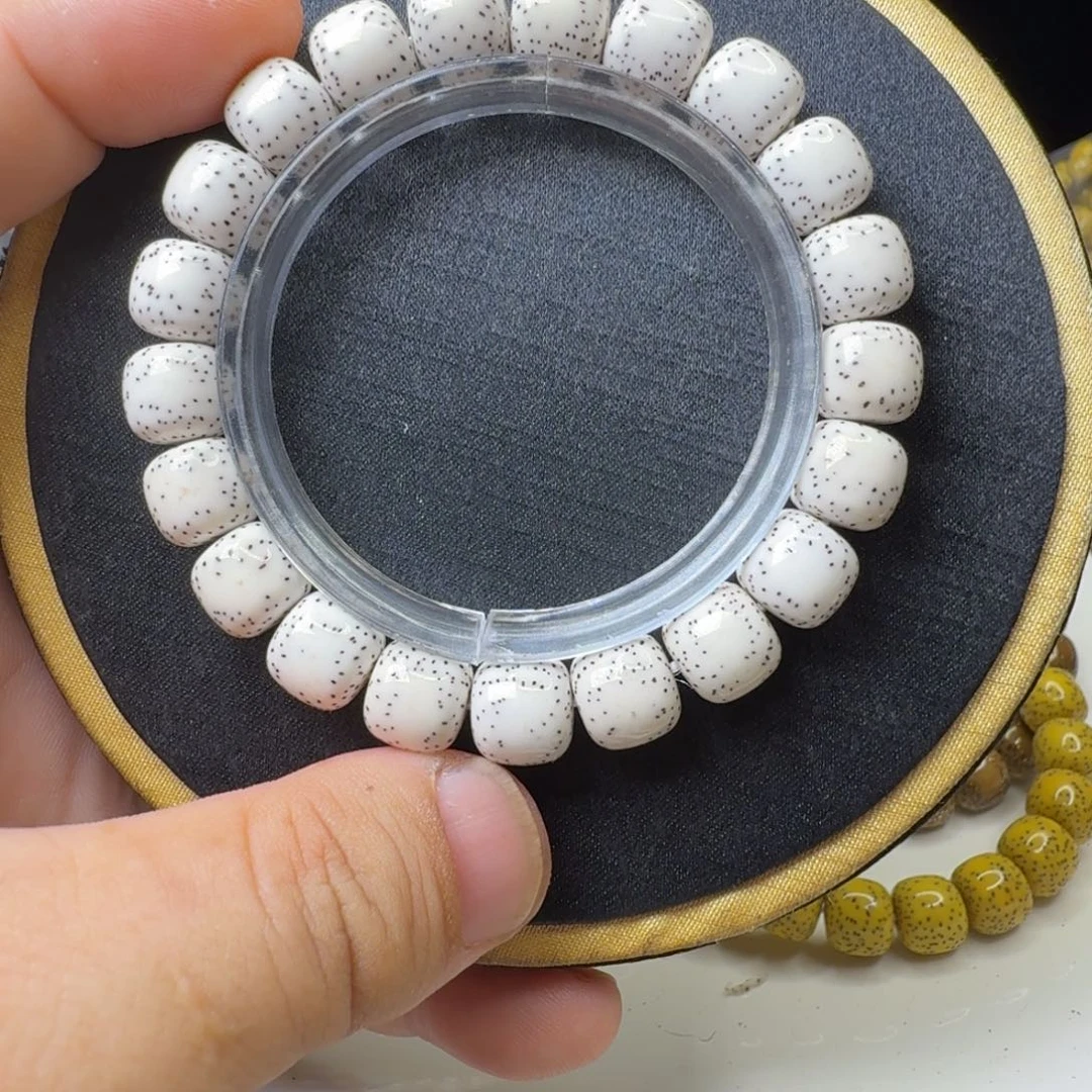 手串星月菩提原脂白