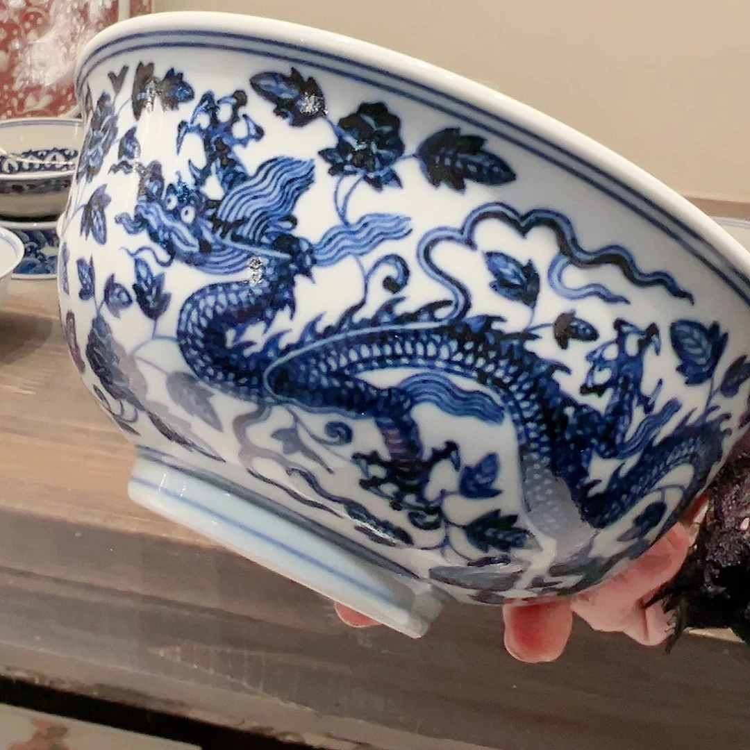 春花秋月仿古龙纹大碗