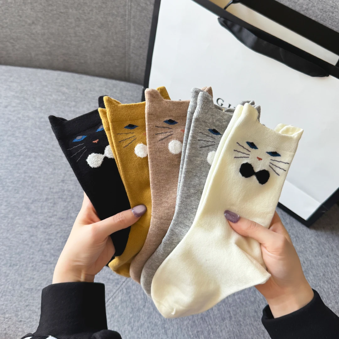 袜子女秋季中筒袜潮流爆款网红超火女款趣味猫咪日系可爱无骨棉袜