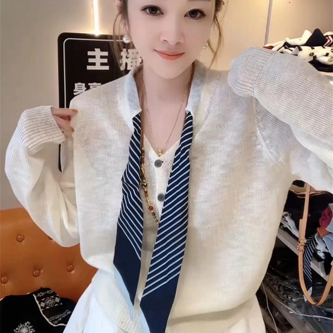 厂家直销今年流行穿搭2025春秋季新款丝巾针织衫显瘦减龄长袖上衣