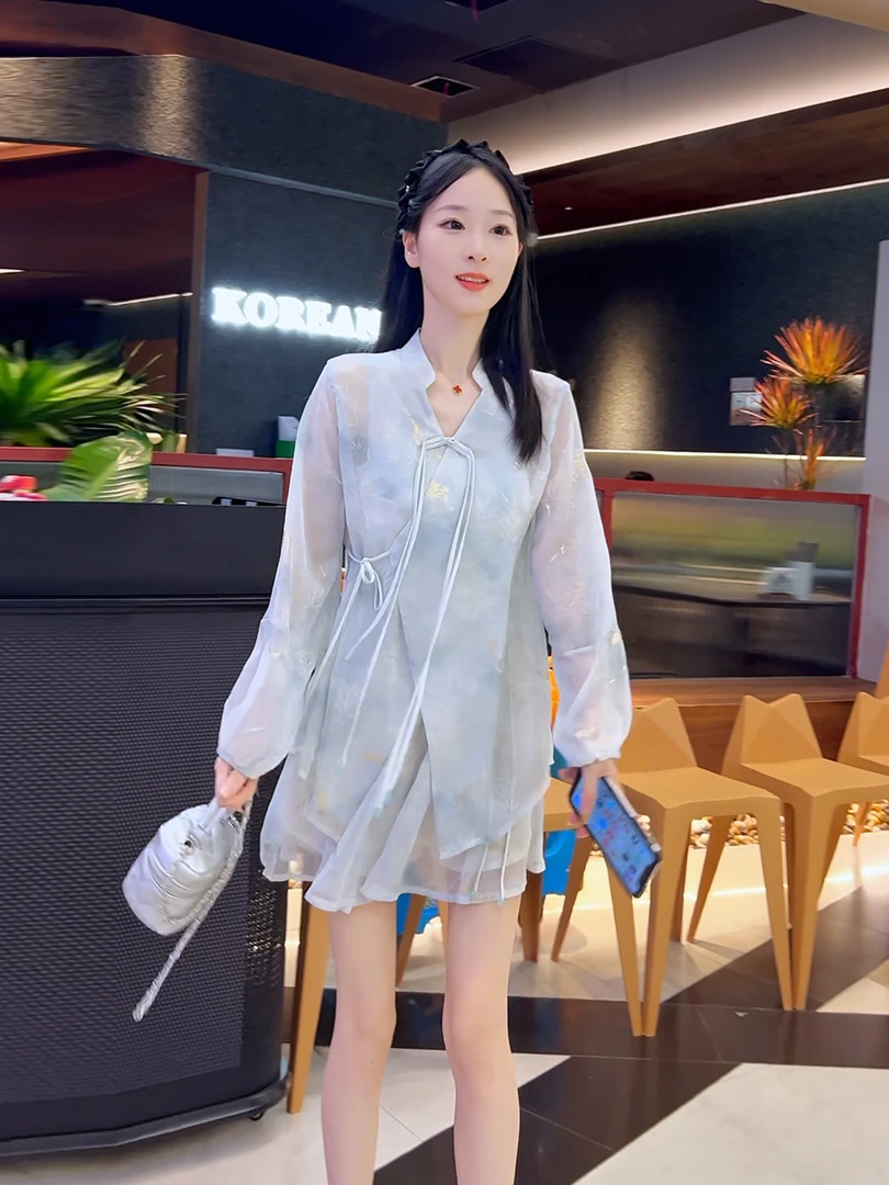 （两件套装)国风刺绣小碎花套裙2025夏季新款套装上衣+短裤